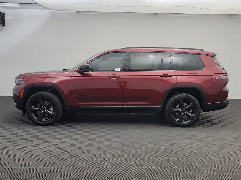 Used 2023 Jeep Grand Cherokee L Altitude image 2