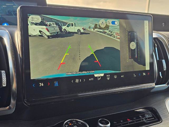 Certified 2025 Ford Expedition Max Platinum image 11