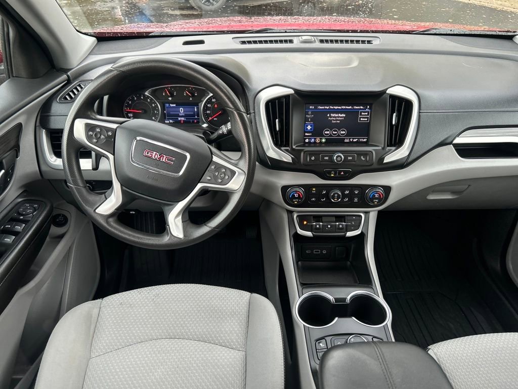 Used 2022 GMC Terrain SLE w/ Driver Convenience Package image 17