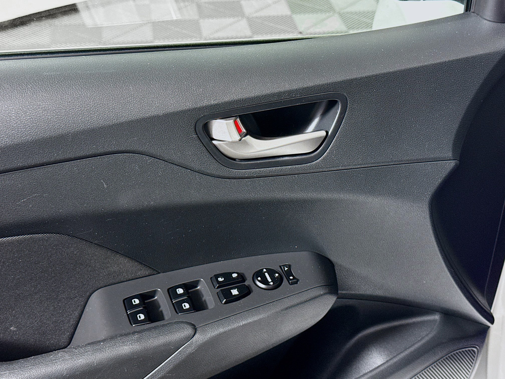Used 2021 Hyundai Accent SE FWD image 18