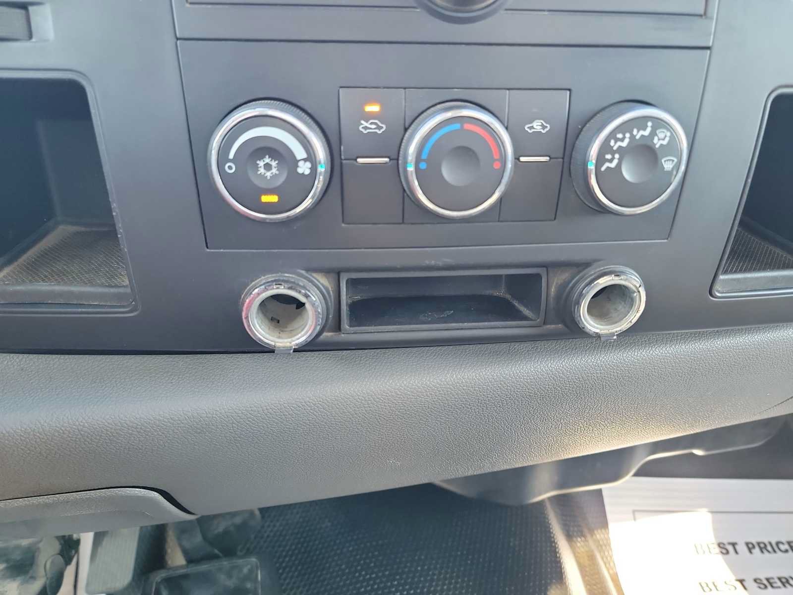 Used 2007 Chevrolet Silverado 1500 W/T AWD/4WD image 17