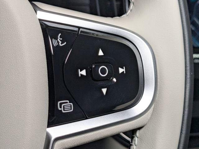 New 2026 Volvo XC90 B6 Ultra w/ Protection Package image 19