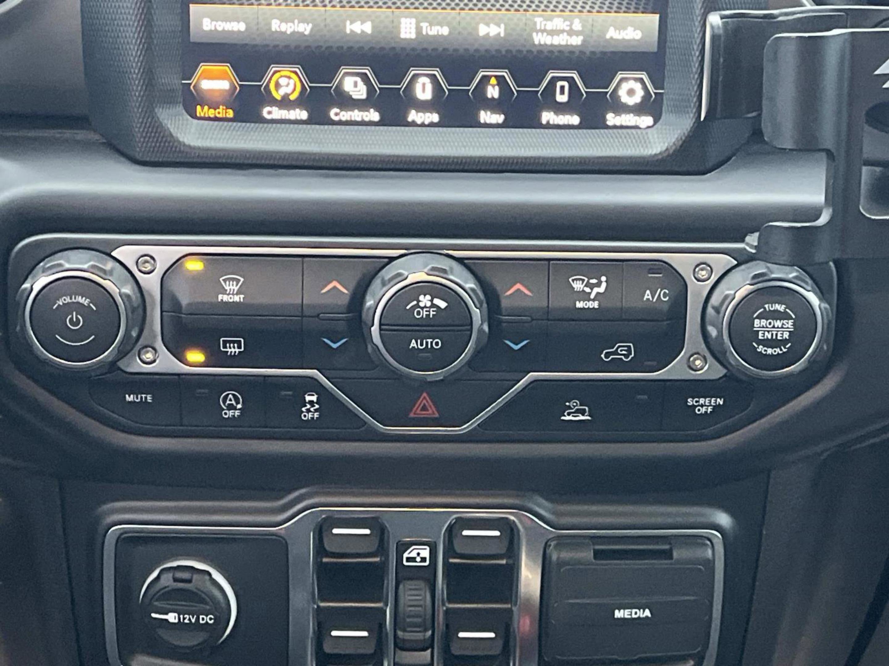 Used 2022 Jeep Wrangler Unlimited Sport w/ Sun And Sound Package image 16