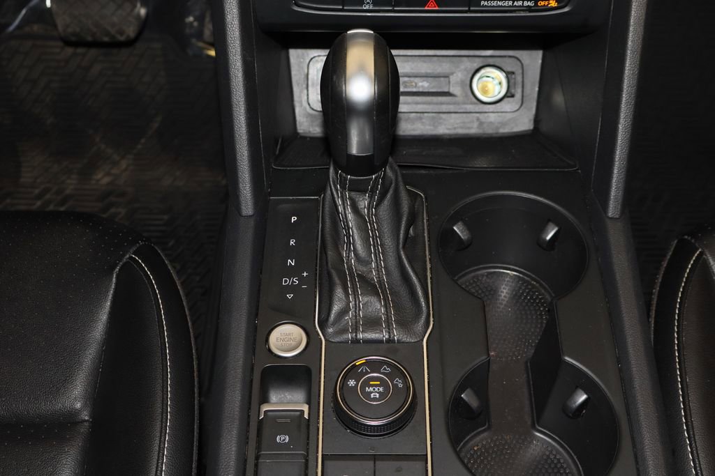 Used 2021 Volkswagen Atlas SE image 29