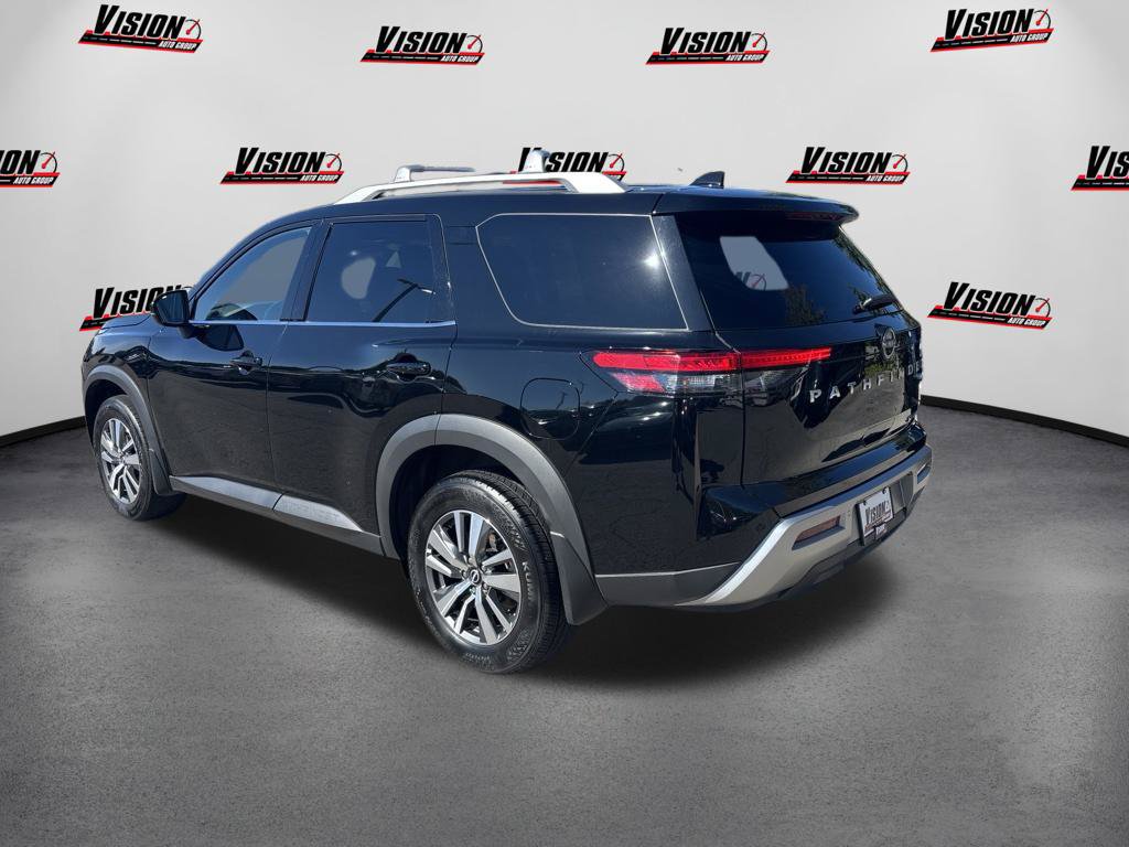 Certified 2024 Nissan Pathfinder SL AWD/4WD image 7