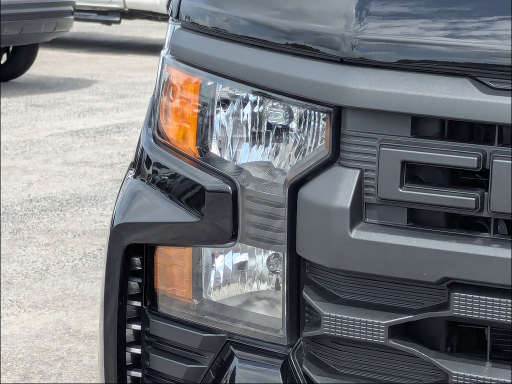 New 2026 Chevrolet Silverado 1500 Custom w/ Turbomax Blackout Package AWD/4WD image 10