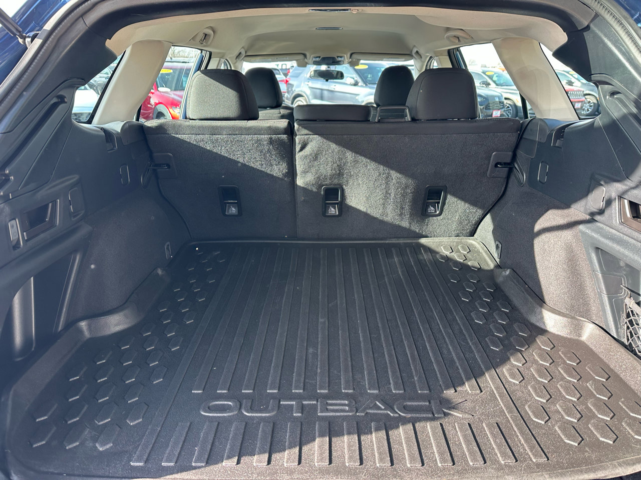 Used 2022 Subaru Outback Base image 17