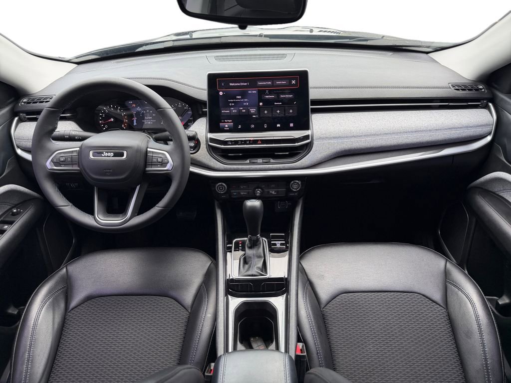 Used 2022 Jeep Compass Latitude FWD image 12