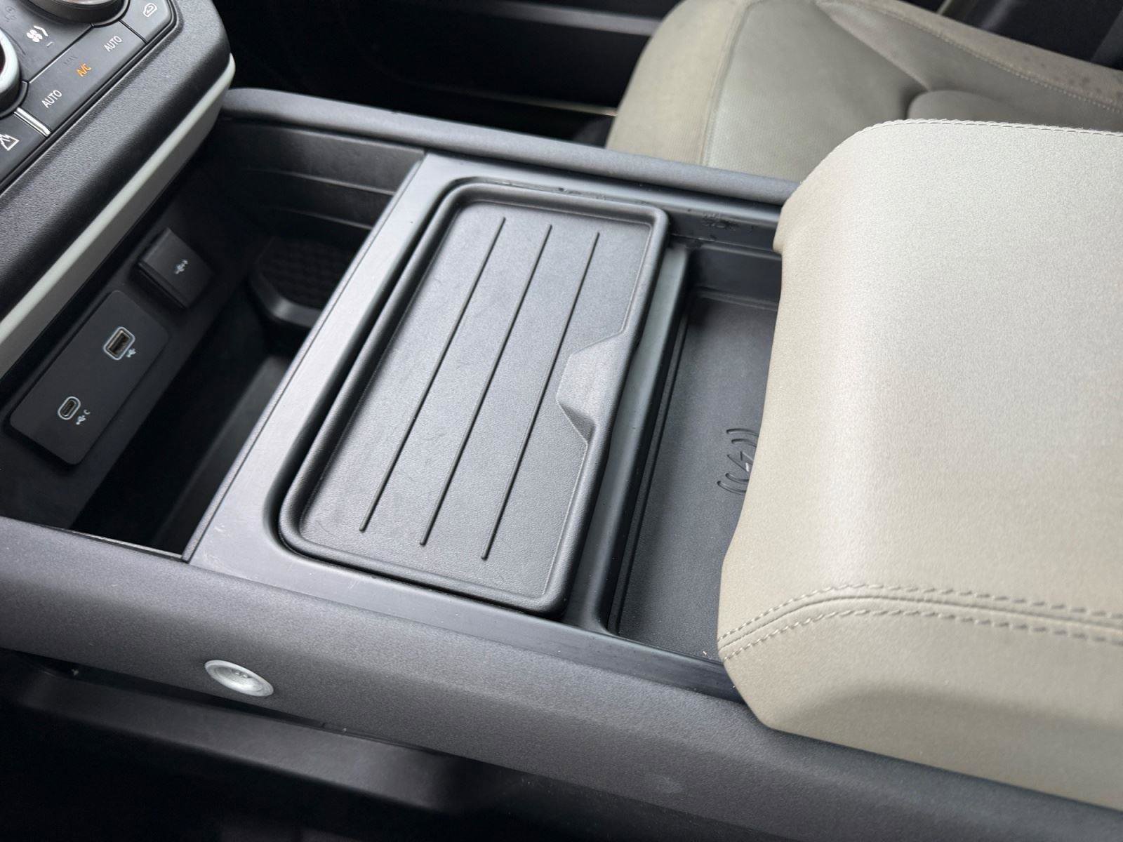 Used 2021 Land Rover Defender 110 S image 29