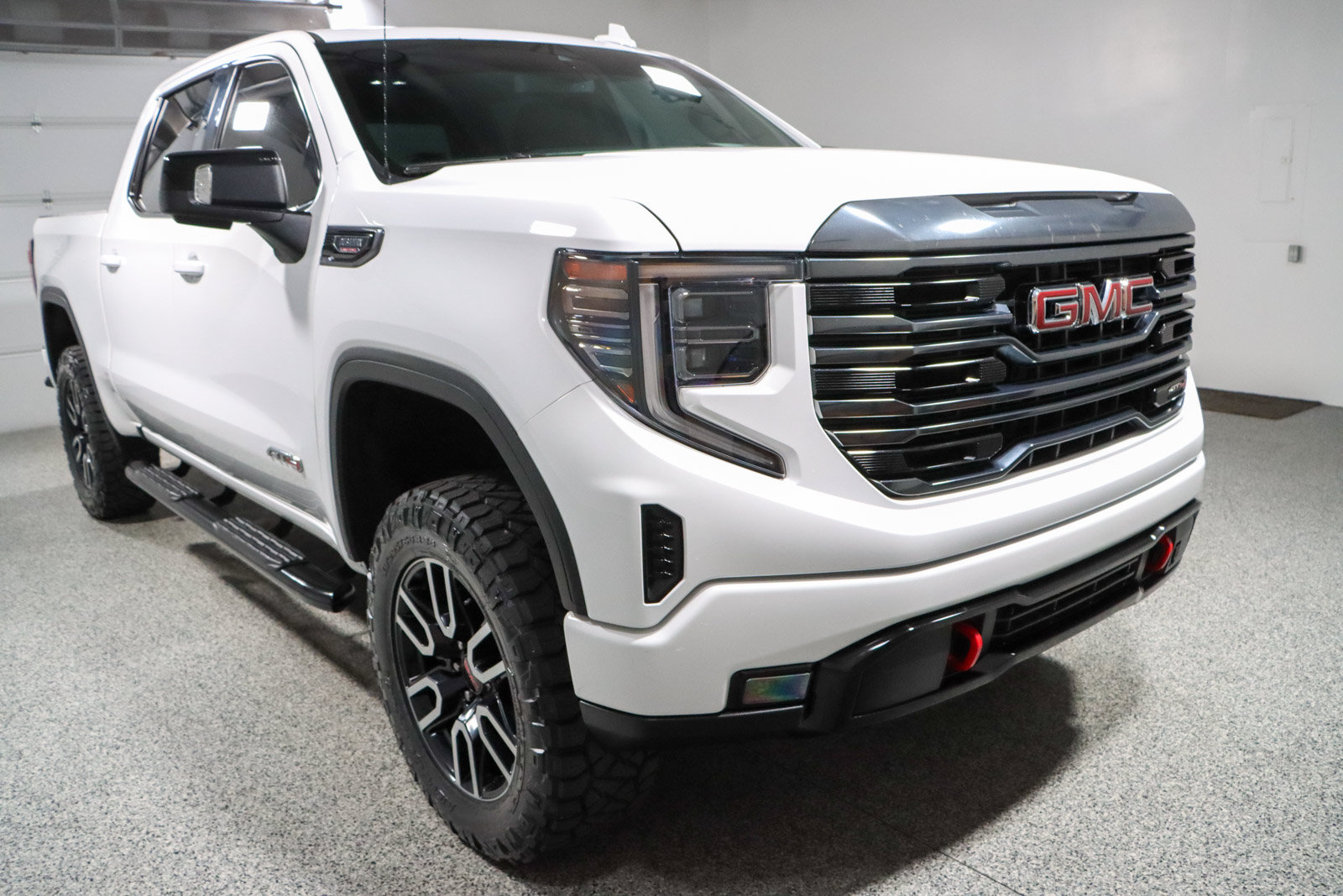 Used 2022 GMC Sierra 1500 AT4 w/ AT4 Preferred Package AWD/4WD image 6
