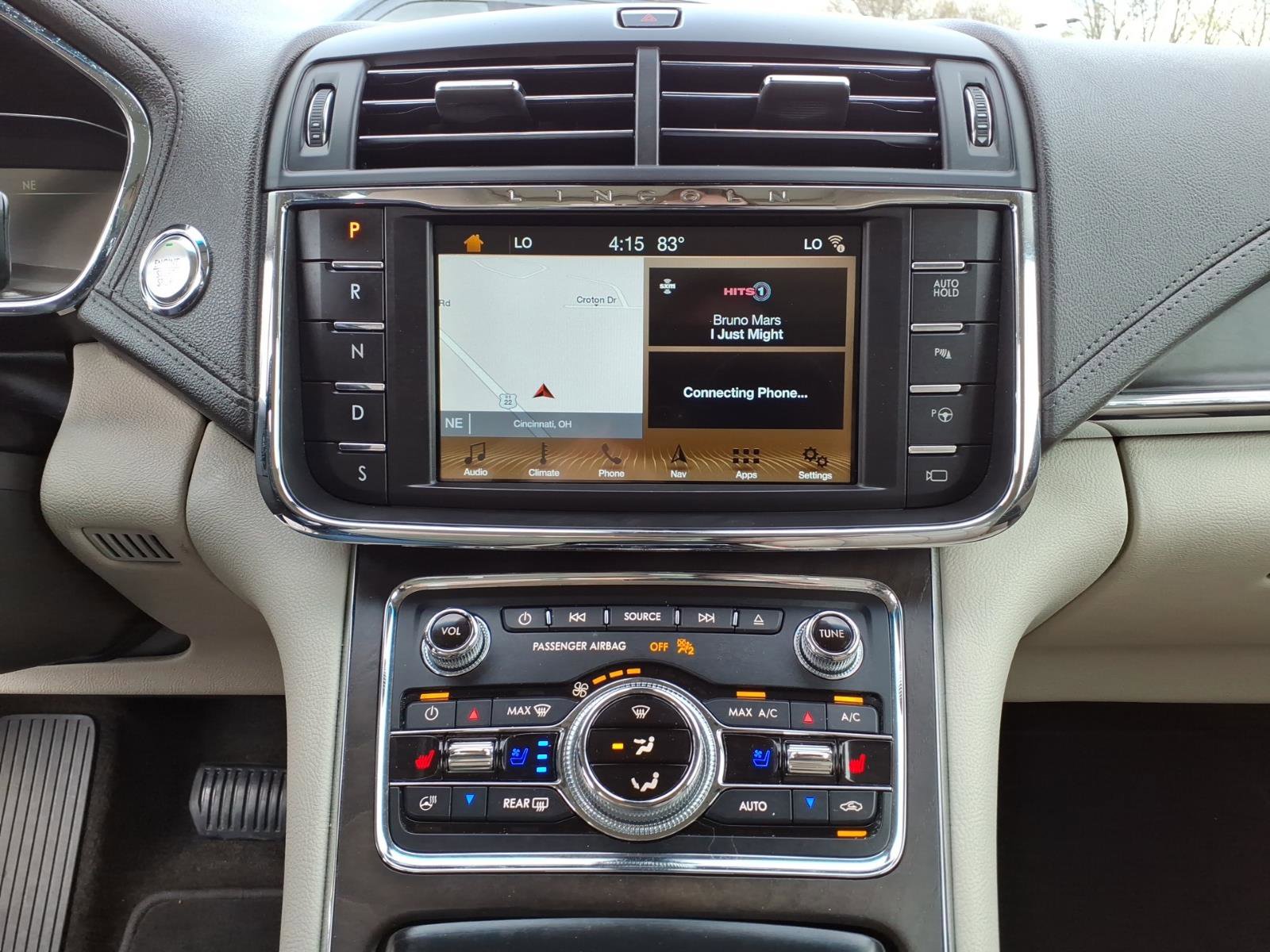 Used 2018 Lincoln Continental Reserve image 20