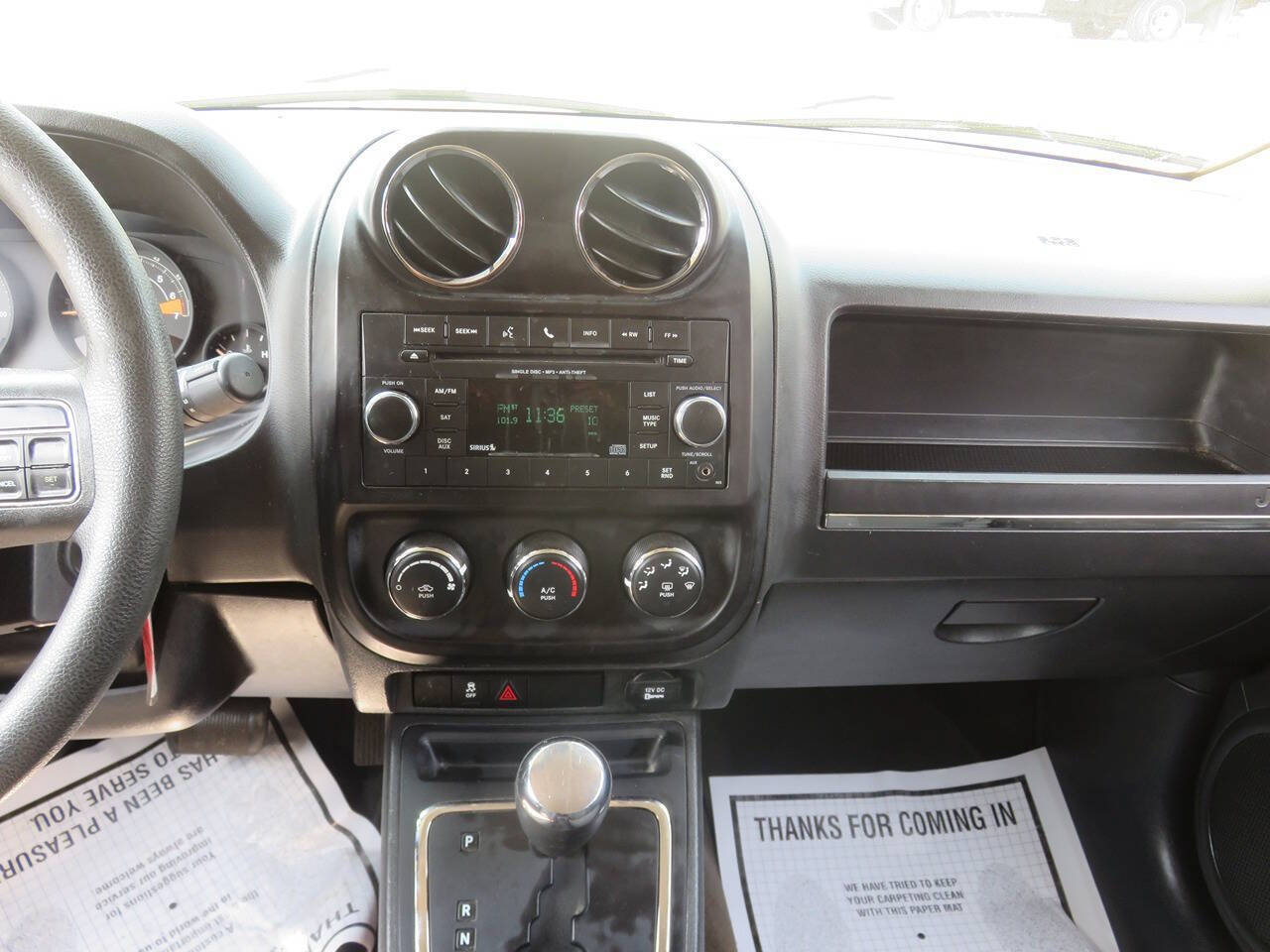 Used 2015 Jeep Patriot Sport FWD image 15