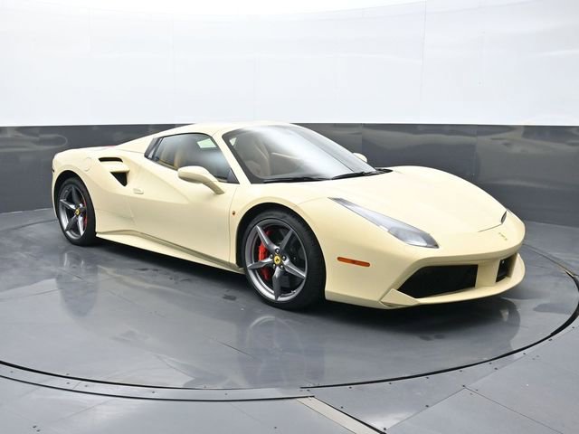 Used 2017 Ferrari 488 Spider RWD image 18