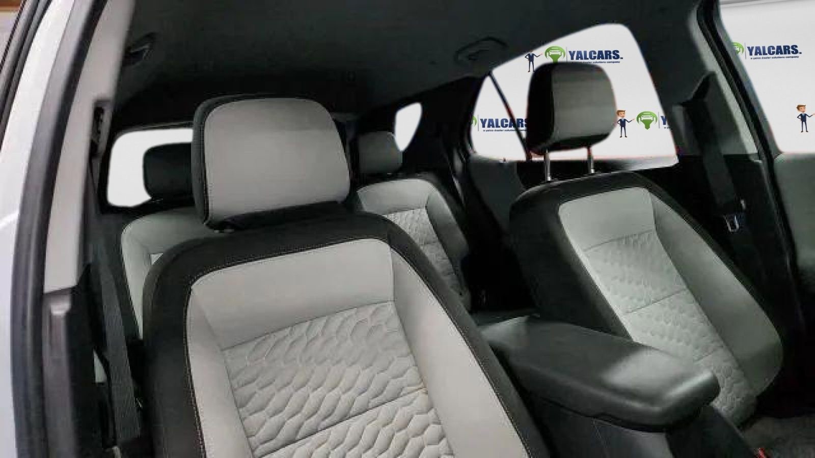 Used 2019 Chevrolet Equinox LS image 12