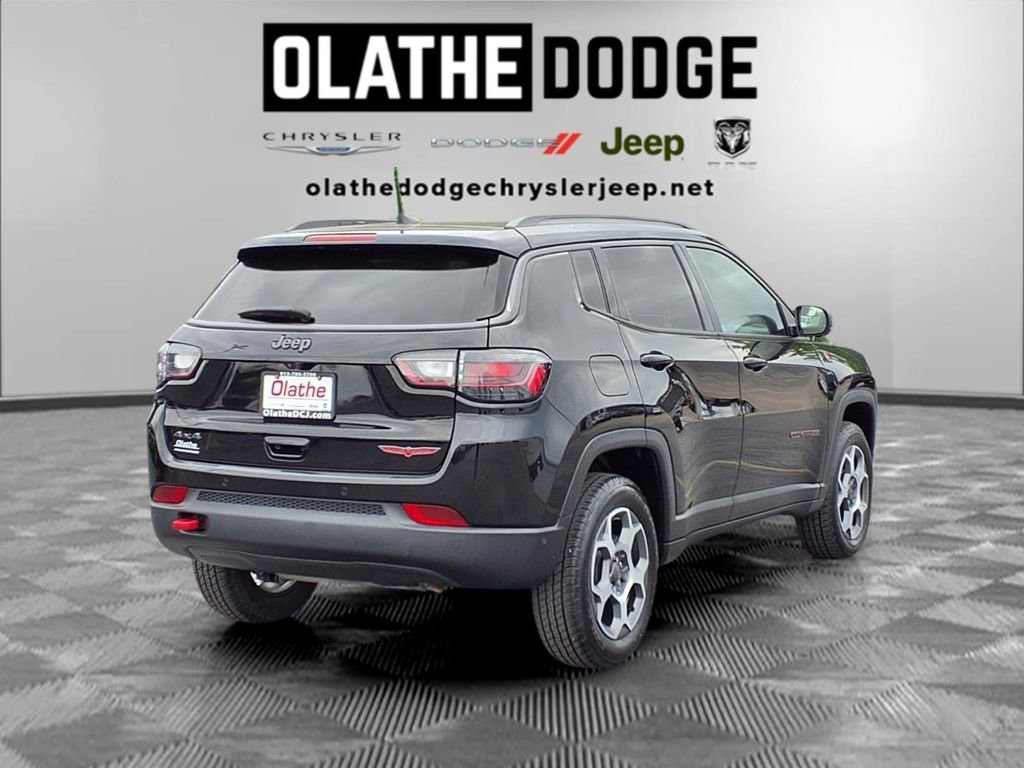 Used 2022 Jeep Compass Trailhawk w/ Trailhawk Elite Group AWD/4WD image 29
