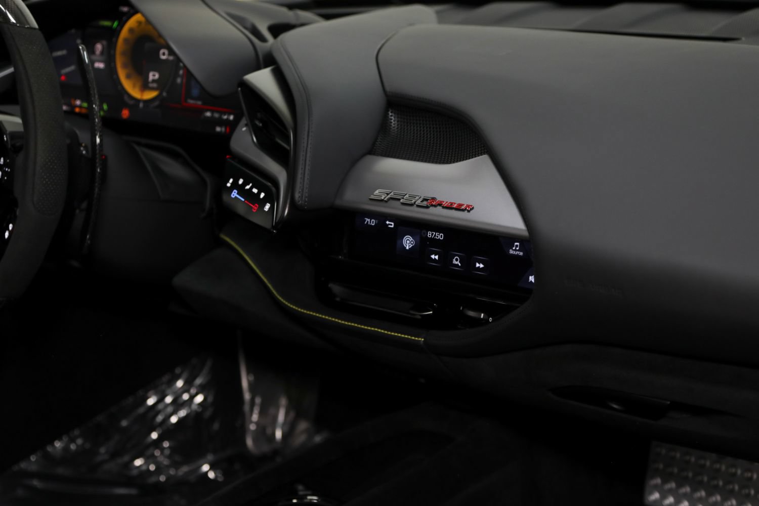 Used 2025 Ferrari SF90 Spider AWD/4WD image 36