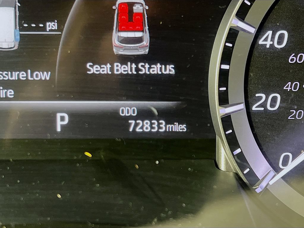 Used 2023 Toyota Highlander XLE AWD/4WD image 12