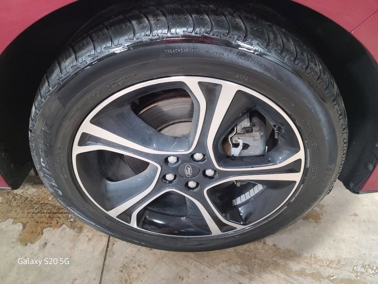 Used 2019 Ford Edge ST w/ Equipment Group 401A image 11