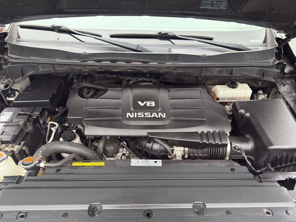 Used 2017 Nissan Titan SV image 33
