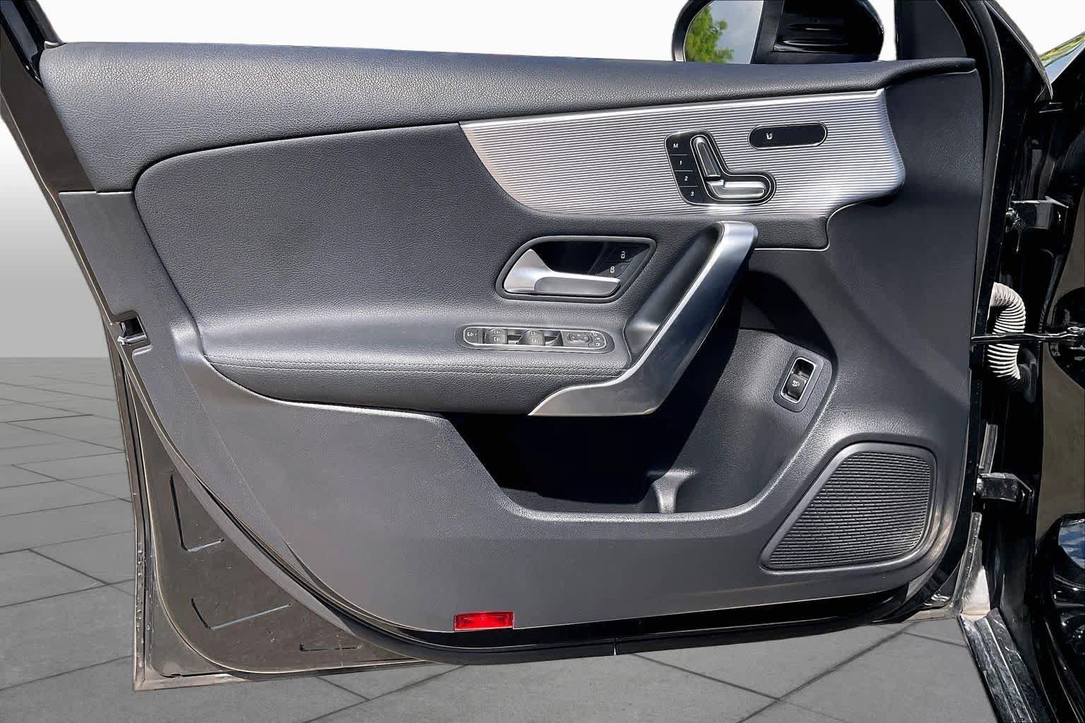 Used 2022 Mercedes-Benz A 220 image 19