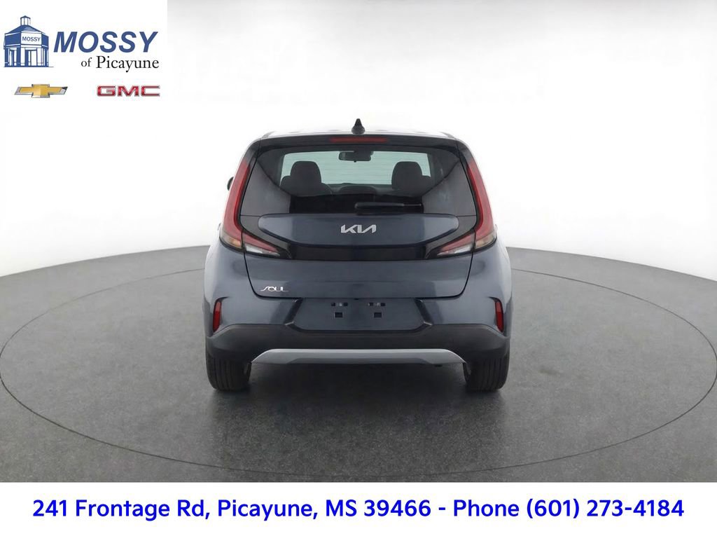 Used 2025 Kia Soul LX image 6
