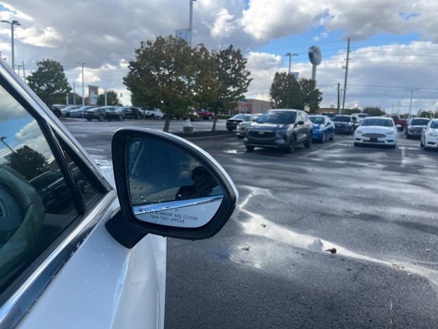 Used 2022 Buick Envision Preferred image 7