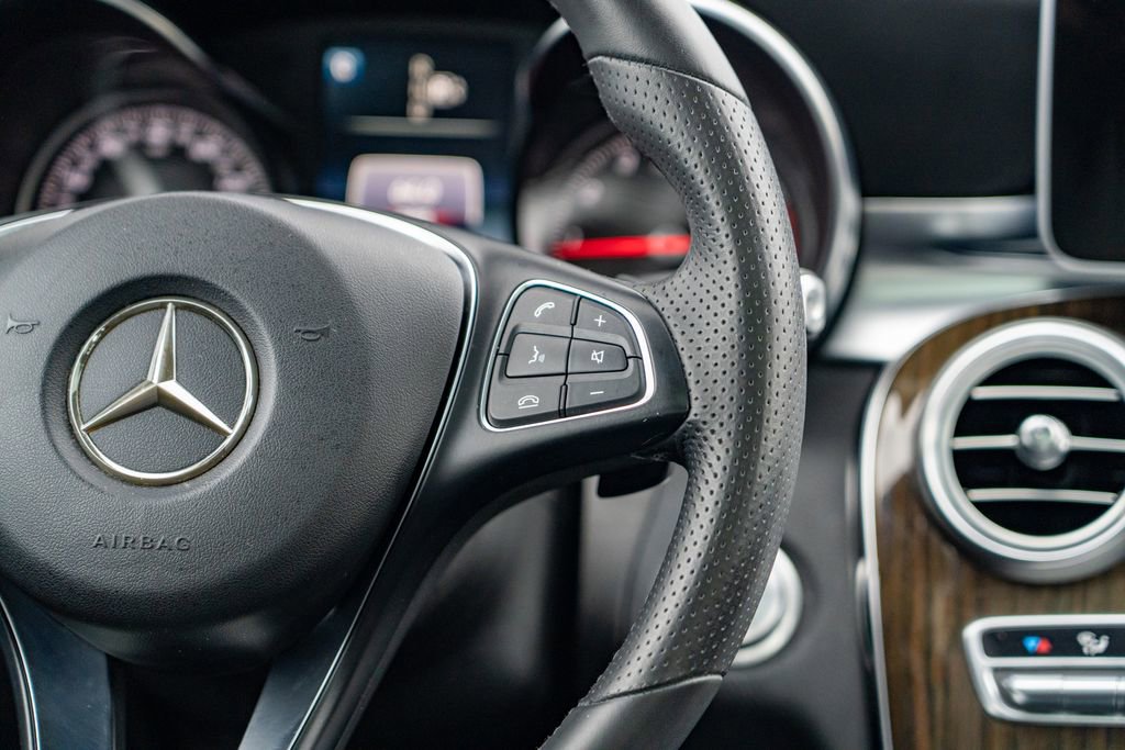 Used 2015 Mercedes-Benz C 300 4MATIC Sedan image 23