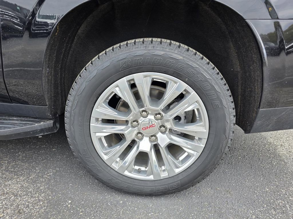 Used 2024 GMC Yukon XL Denali image 11