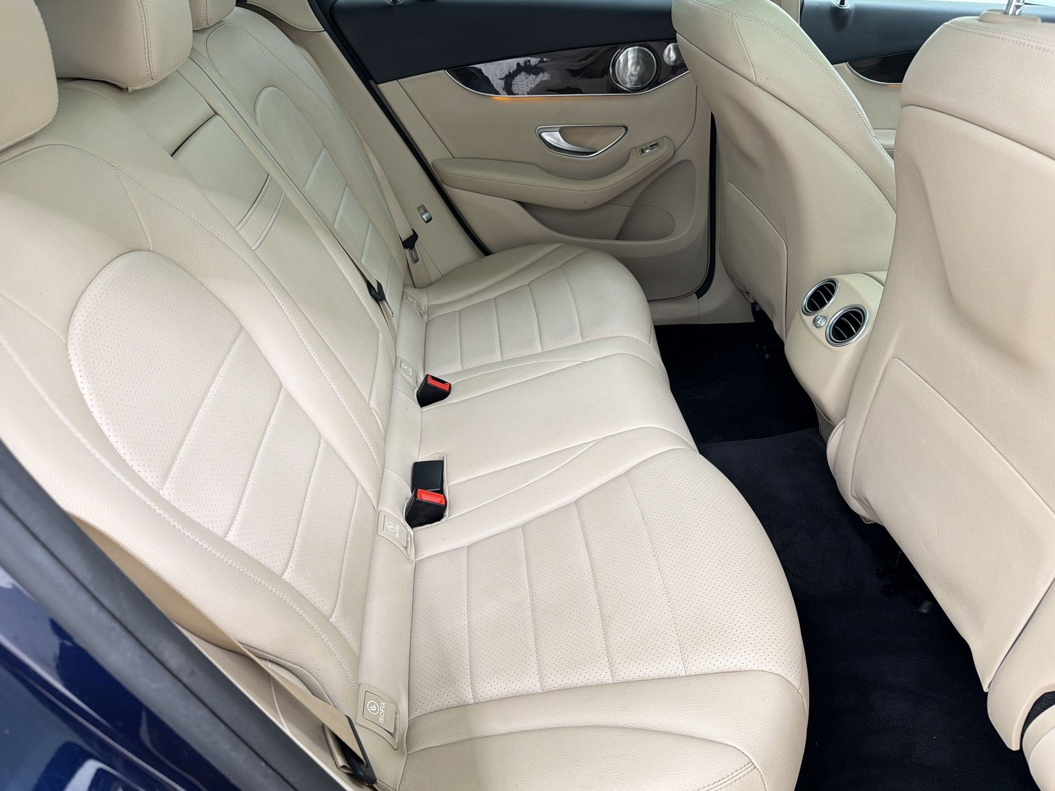 Used 2017 Mercedes-Benz GLC 300 4MATIC image 29