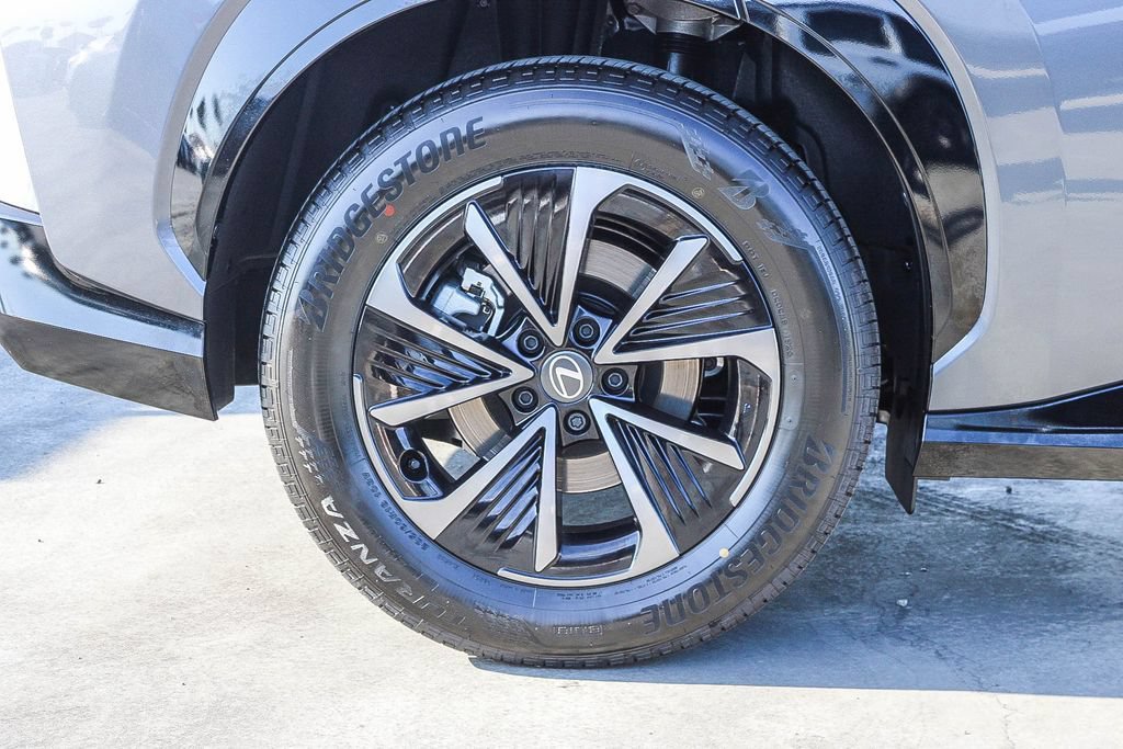 Used 2026 Lexus RZ 350e 2WD w/ Accessory Package (Z1) image 12