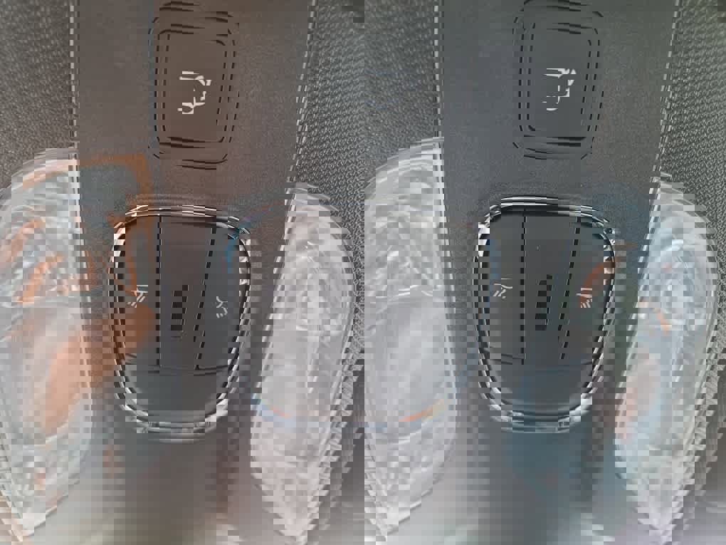 New 2026 Jeep Compass Limited image 30