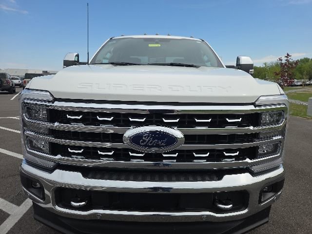 Used 2024 Ford F250 Lariat w/ Lariat Ultimate Package AWD/4WD image 3