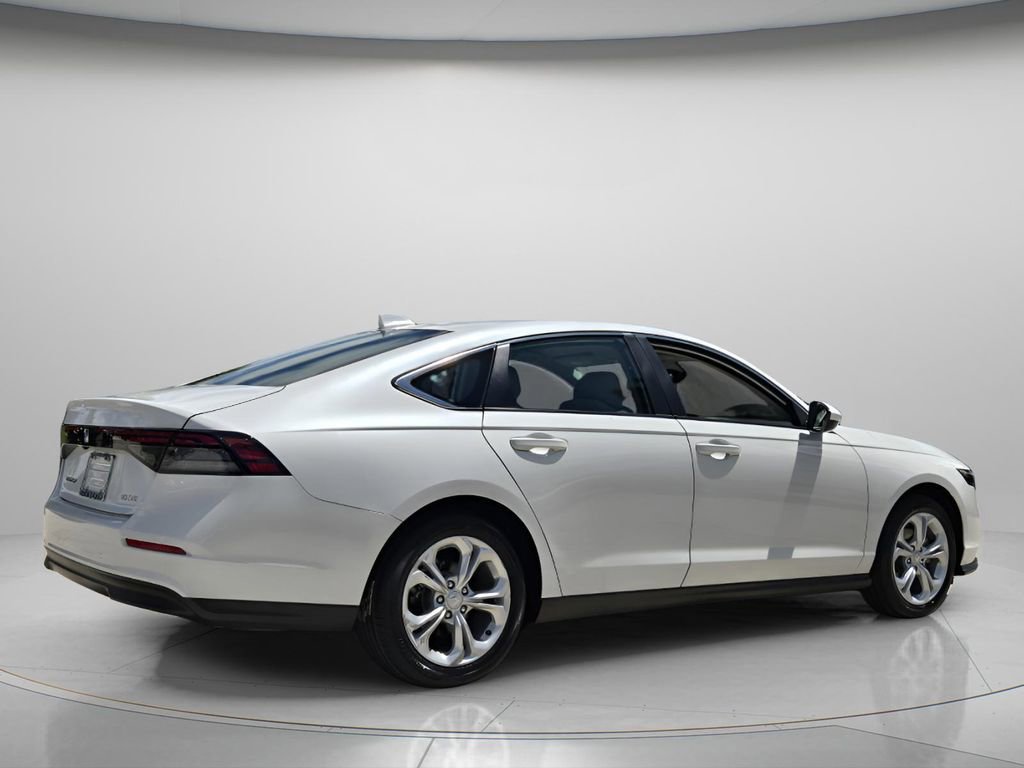 Certified 2024 Honda Accord LX image 7
