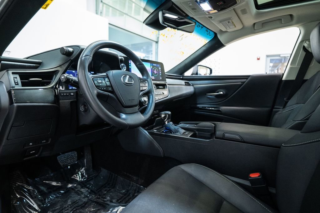 Used 2022 Lexus ES 350 w/ Premium Package image 12