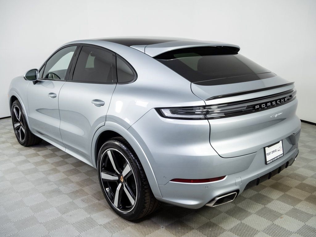 New 2026 Porsche Cayenne Coupe image 3