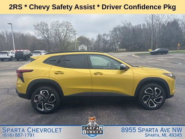 Used 2024 Chevrolet Trax RS w/ Driver Confidence Package image 2