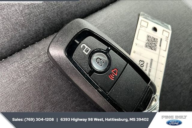 Used 2024 Ford Bronco Badlands image 9