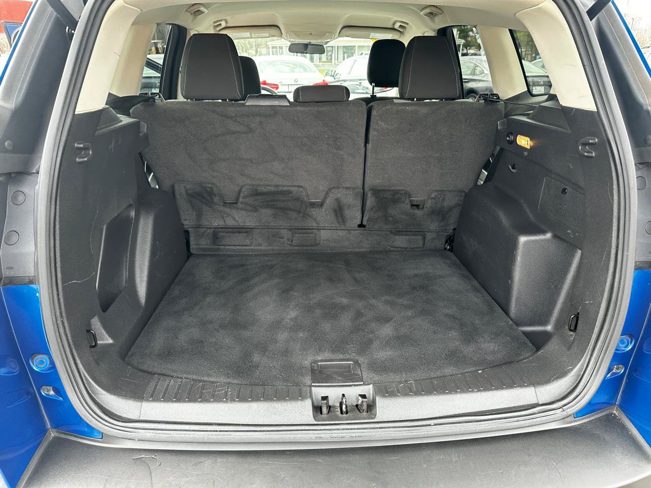 Used 2019 Ford Escape SE FWD image 21