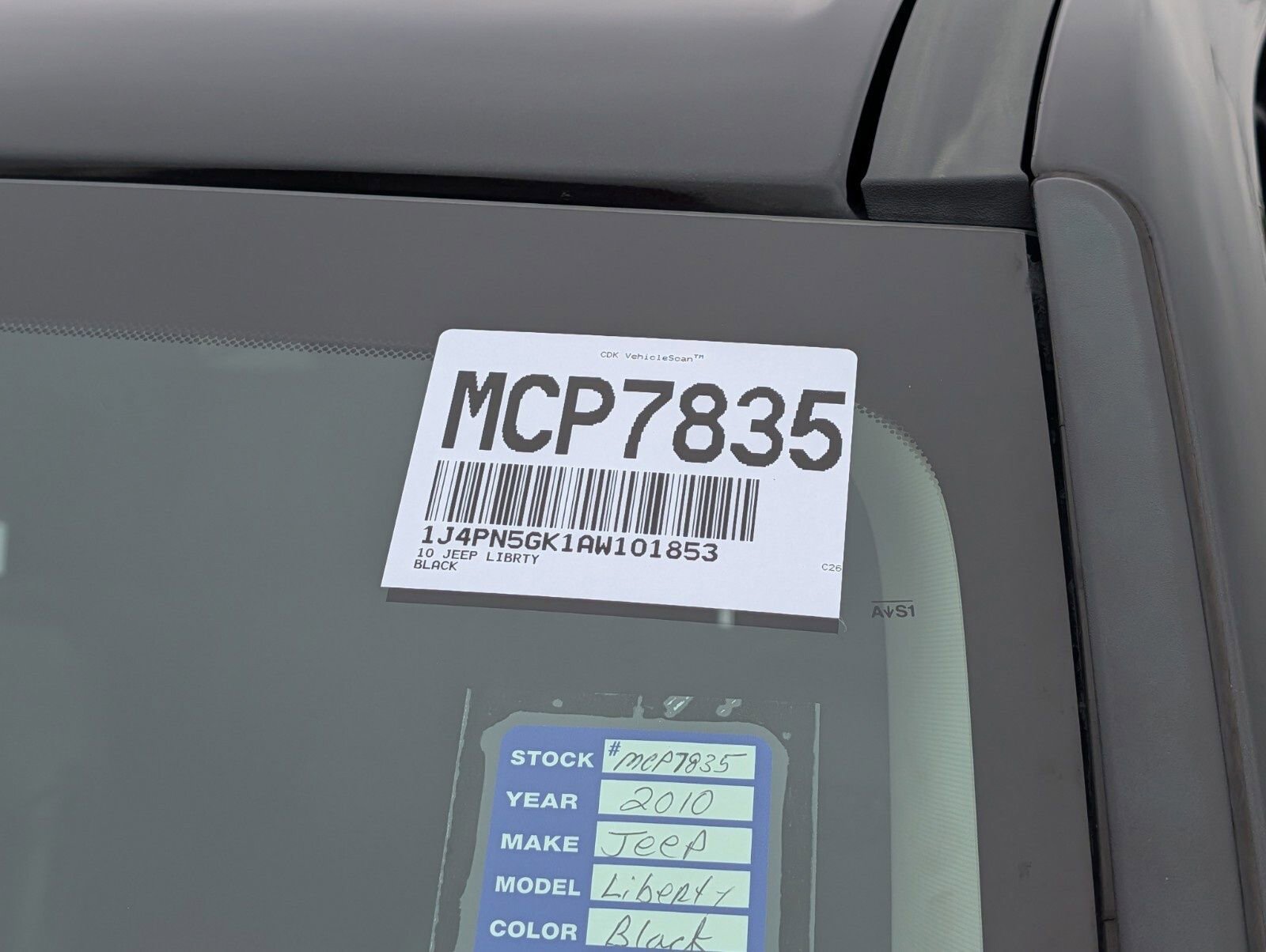 Used 2010 Jeep Liberty Limited w/ Tire & Wheel Group image 28