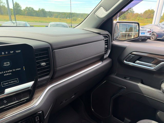 Used 2022 Chevrolet Silverado 1500 LT AWD/4WD image 18
