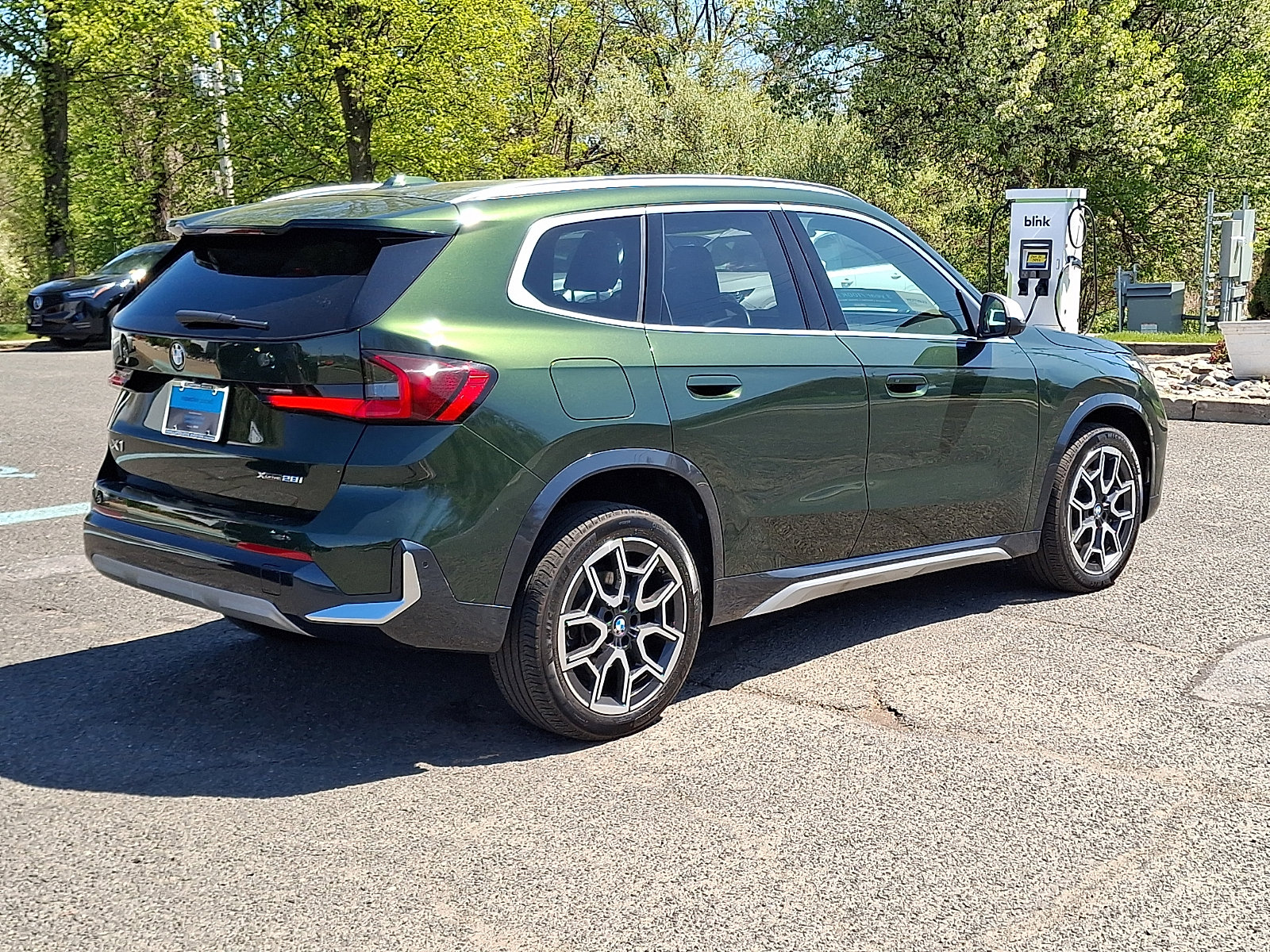 Used 2024 BMW X1 xDrive28i w/ Premium Package AWD/4WD image 6
