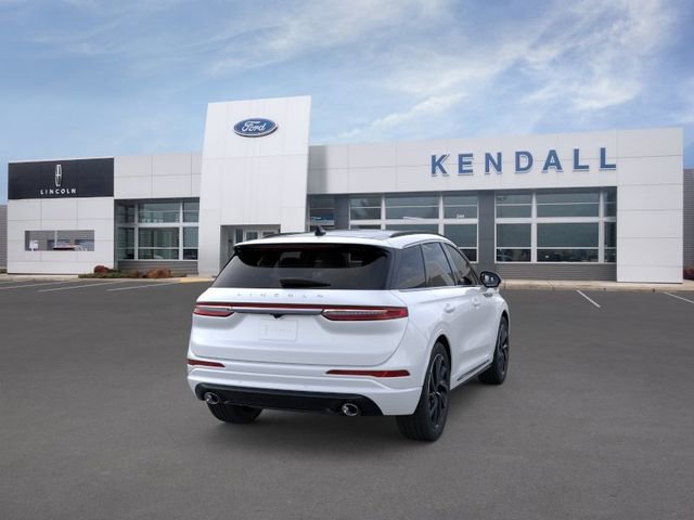 Used 2025 Lincoln Corsair Grand Touring w/ Equipment Group 301A AWD/4WD image 8