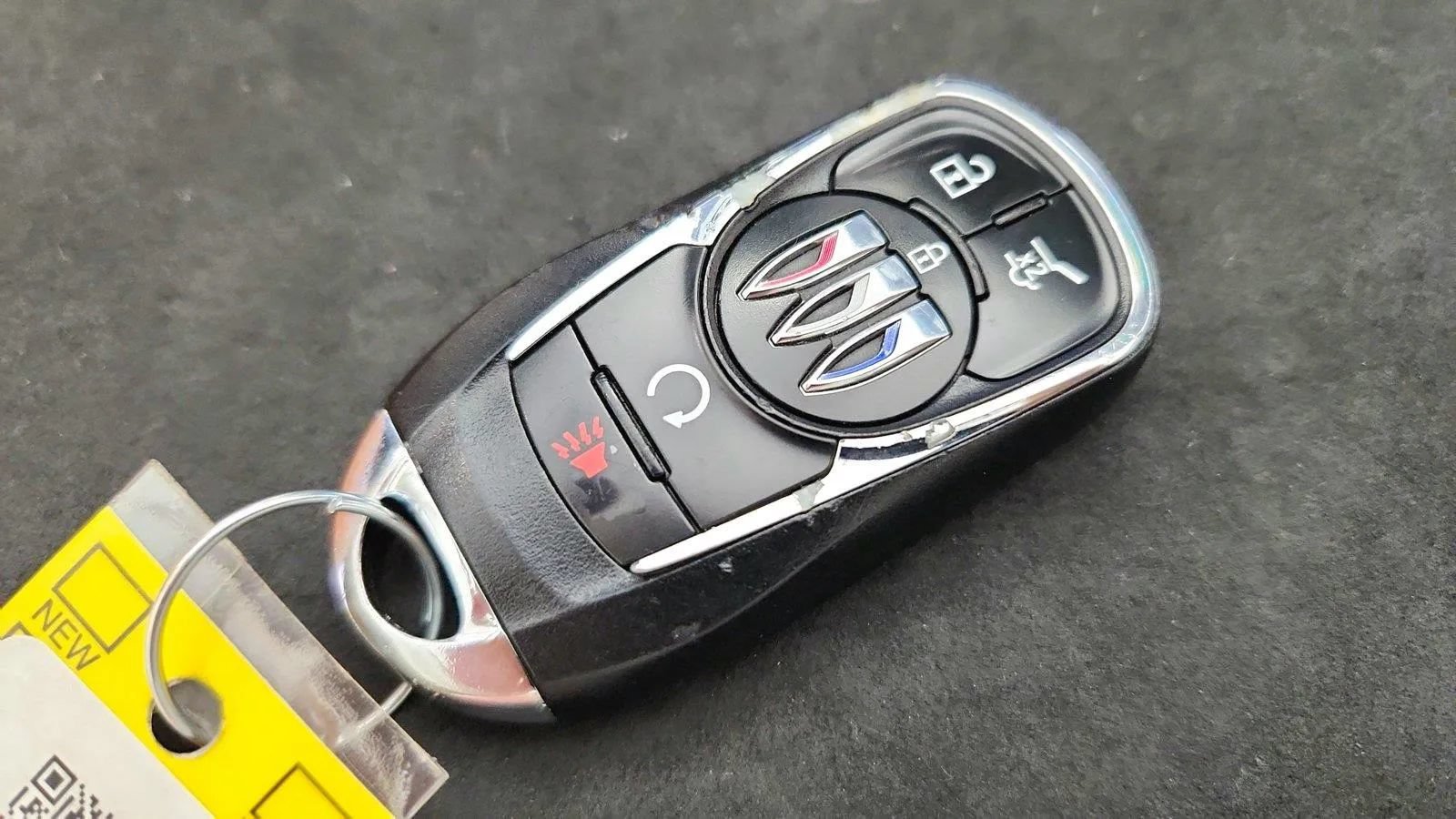 Used 2024 Buick Envista Avenir FWD image 13