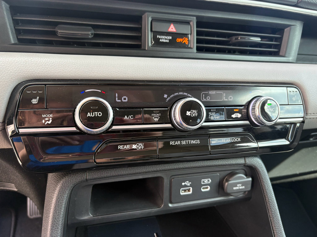 Certified 2024 Honda Pilot Touring image 18