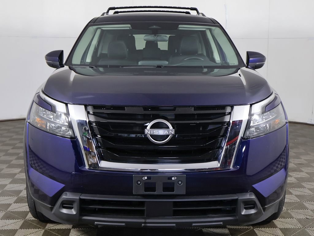 Used 2024 Nissan Pathfinder SV AWD/4WD image 11