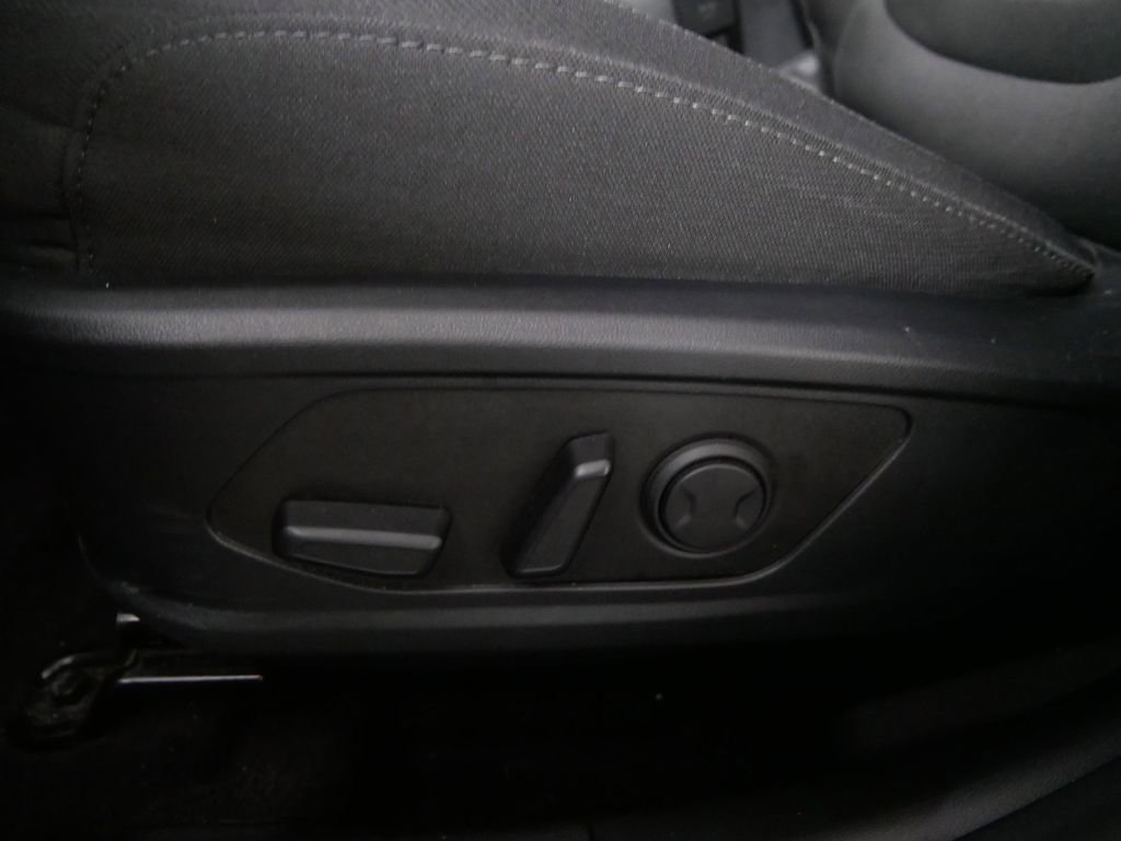 Used 2025 Hyundai Tucson SEL image 14