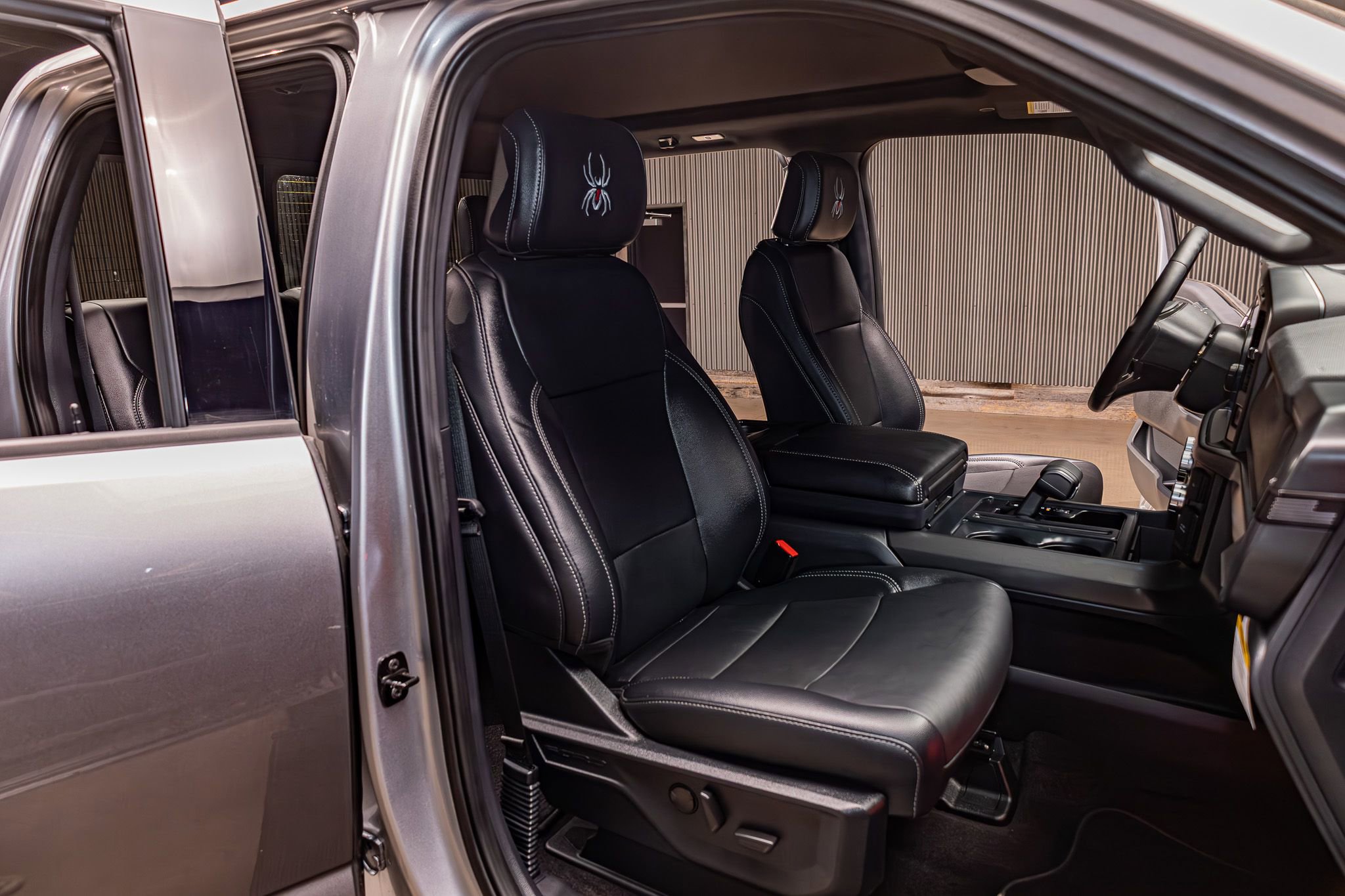 Used 2024 Ford F150 XLT w/ Equipment Group 303A High image 26