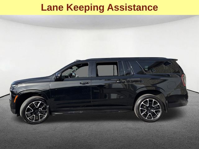 Used 2025 Chevrolet Suburban RST w/ Comfort Package AWD/4WD image 6