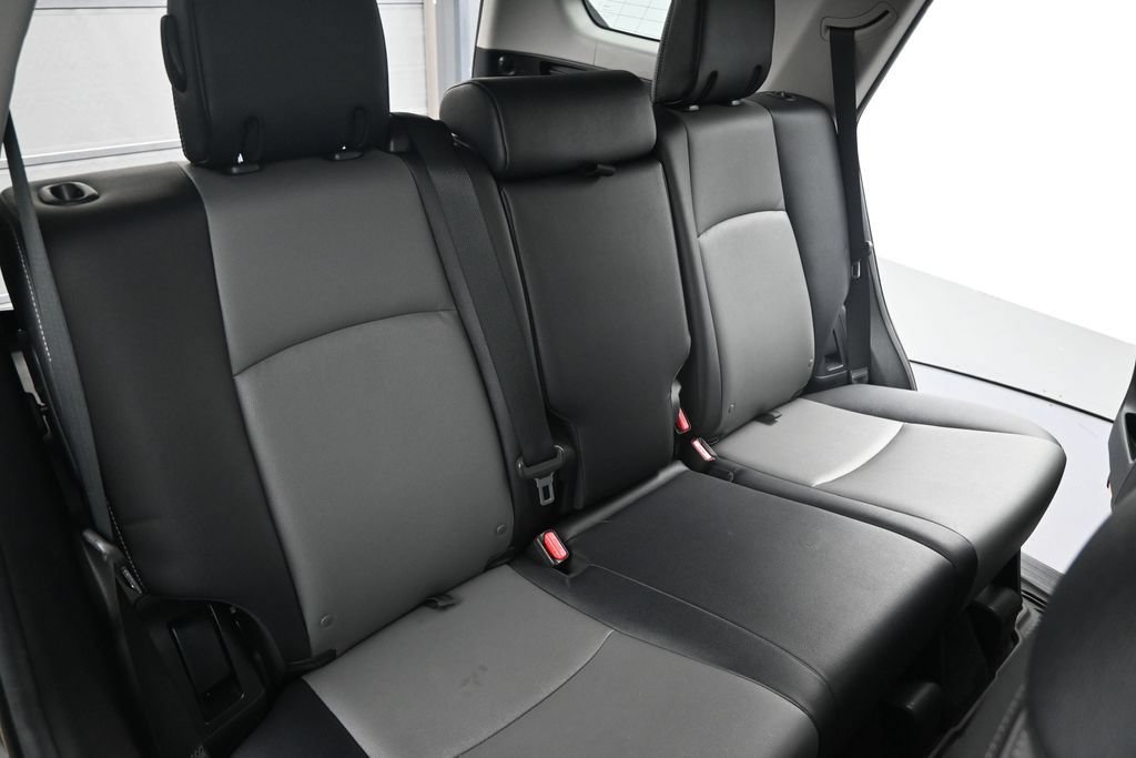 Used 2021 Toyota 4Runner SR5 Premium w/ Moonroof Package AWD/4WD image 13