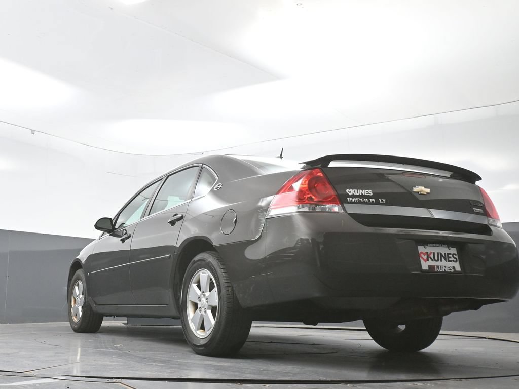 Used 2008 Chevrolet Impala LT w/ Luxury Edition Package FWD image 52
